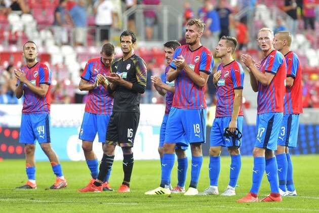 Players of Viktoria Plzen greet their fans after the Football Champions League 2nd qualifying round match: Viktoria Plzen vs Olympiakos Piraeus in Pilsen, Czech Republic, on July 23, 2019. (CTKxPhoto MiroslavxChaloupka) CTKPhotoP201907230967101  cha018