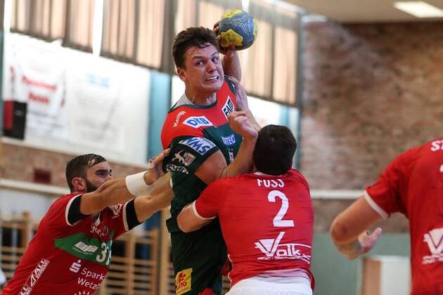Christoph Steinert SC Magdeburg vs. Merlin Foot TV Hüttenberg Handball Test match Summer preparation Season 2019 2020 Points SC Magdeburg vs. TV Hüttenberg in the Franz Vollbring Halle in Schönebeck Action,Germany, Handball, Man, Men,23 07 2019
