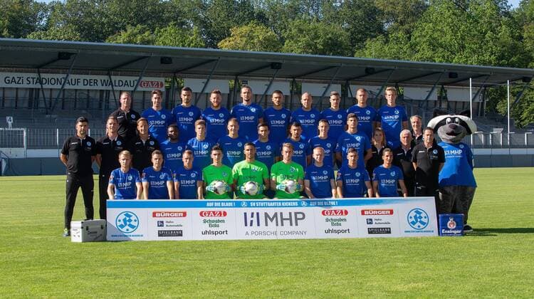 BAU 23 July 2019 Stuttgart Degerloch Football SV Stuttgarter Kickers Photo shoot Upper, third row v l Adrian Fleuchaus Athletik Trainer , Cristian GilŽs, Tim Wöhrle, Michael Klauß, Mijo Tunjic, Leon Braun, Lukas Kling, Daniel Niedermann, Shkemb Miftari, Tobias Feisthammel Middle, second row v l Ümit Sahin Goalkeeper Trainer , Yannick Dreyer Co Trainer , Ramon Gehrmann Chef Trainer , Kelecti Nkem, Nico Blank, Patrick Auracher, Marcelo Freitas, Berkant Cetinkaya, Noah Luli, Tino Jukic, Chantal Schwinger Physiotherapist, Willi Mast Bus Driver Supervisor, Lutz Siebrecht Sports Director, Dieter Kerschbaum Zeugwart, Mascot Waldi Vordere, front row v l Marvin Weiss, David Kammerbauer, Malte Moos, Plator Gashi, Thomas Bromma, Tobias Trautner, Leander Vochatzer, Erman Kilic, Johannes Ludmacher, Plator Gashi, Johannes Lud Ludwatzer, Tobias Trautner, Leander Vochatzer, Tino Jukic, Chantal Schwinger Physiotherapist, Willi Mast Bus Driver, Willi Kerk