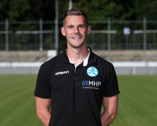 BAU 23 July 2019 Stuttgart Degerloch Football SV Stuttgarter Kickers Photo shoot, Co Coach Yannick Dreyer