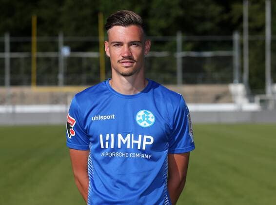 BAU 23 July 2019 Stuttgart Degerloch Football SV Stuttgarter Kickers Photo shoot, Daniel Niedermann