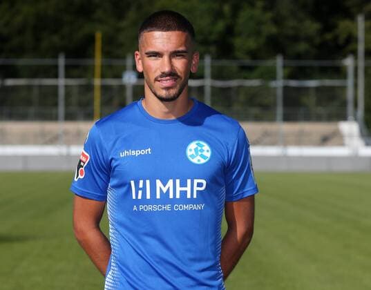 BAU 23 July 2019 Stuttgart Degerloch Football SV Stuttgarter Kickers Photo shoot, Leon Braun