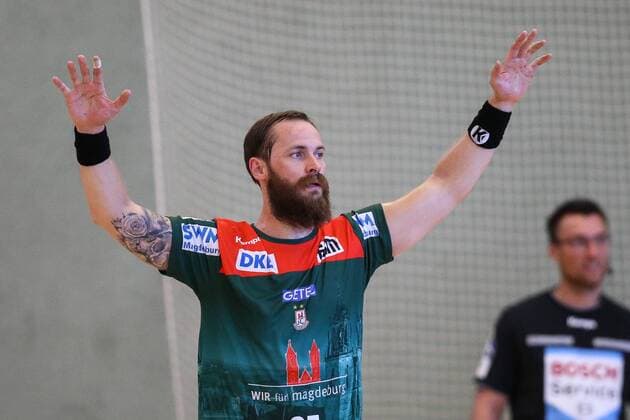Moritz Preuss SC Magdeburg Handball test game summer preparation season 2019 2020 points game SC Magdeburg vs. TV Hüttenberg in the Franz Vollbring Halle in Schönebeck single picture, action, Germany, handball, man, man, 23 07 2019