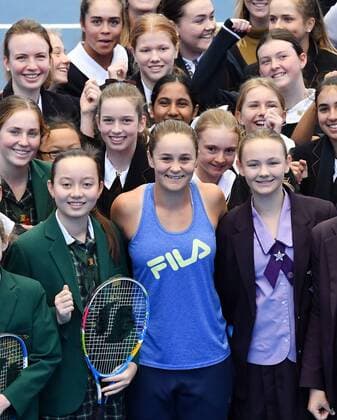 ASHLEIGH BARTY WELCOME HOME CEREMONY, French Open winner and world number one tennis player Ashleigh Barty (centre) is seen being welcomed home at Pat Rafter Arena in Brisbane, Thursday, July 25, 2019. Queensland Premier Annastacia Palaszczuk and 70 junior tennis players officially welcomed home Ashleigh Barty to Australia after her recent French Open win. ( NO ARCHIVING, EDITORIAL USE ONLY, NO USE IN BOOKS WITHOUT CONSENT Brisbane QUEENSLAND AUSTRALIA  Copyright: xDARRENxENGLANDx 20190725001410438852