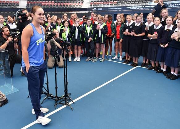 ASHLEIGH BARTY WELCOME HOME CEREMONY, French Open winner and world number one tennis player Ashleigh Barty is seen being welcomed home at Pat Rafter Arena in Brisbane, Thursday, July 25, 2019. Queensland Premier Annastacia Palaszczuk and 70 junior tennis players officially welcomed home Ashleigh Barty to Australia after her recent French Open win. ( NO ARCHIVING, EDITORIAL USE ONLY, NO USE IN BOOKS WITHOUT CONSENT Brisbane QUEENSLAND AUSTRALIA  Copyright: xDARRENxENGLANDx 20190725001410443089