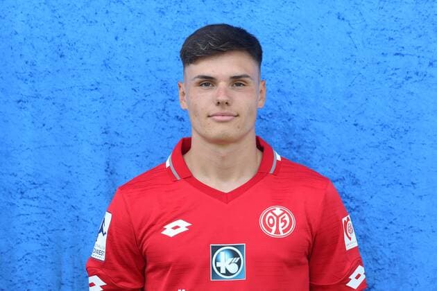 NIKLAS KOELLE 1. FSV MAINZ 05 II FUSSBALL, GER, REGIONALLIGA SUEDWEST, PORTRAETTERMIN 2019 2020, 