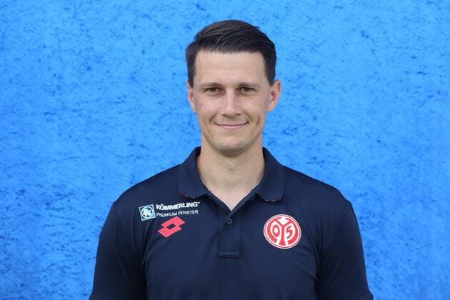 SIMON PESCH CO-TRAINER 1. FSV MAINZ 05 II FUSSBALL, GER, REGIONALLIGA SUEDWEST, PORTRAETTERMIN 2019 2020, 