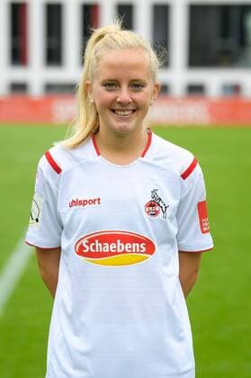 Köln, Geißbockheim, 16 07 2019 Anna Kirschbaum at the team photo of the womens team of 1 FC Köln Saison 2019 20 on Tuesday 16 July 2019 at Geißbockheim, Köln Team photo 1 FC Köln Saison 2019 20