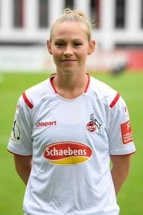 Köln, Geißbockheim, 16 07 2019 Romina Frommont at the team photo of the womens team of 1 FC Köln Saison 2019 20 on Tuesday, 16 July 2019 at Geißbockheim, Köln Team photo 1 FC Köln Saison 2019 20