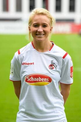 Köln, Geißbockheim, 16 07 2019 Madeline Gier at the team photo of the womens team of 1 FC Köln Saison 2019 20 on Tuesday, July 16 2019 at Geißbockheim, Köln Team photo 1 FC Köln Saison 2019 20