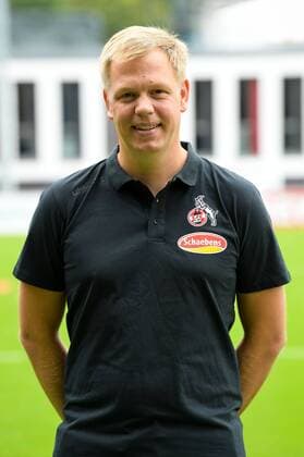 Cologne, Geißbockheim, 16 07 2019 Co Coach Niko Reese at the team photo of the womens team of 1 FC Cologne Season 2019 20 on Tuesday 16 July 2019 at Geißbockheim, Cologne Team photo 1 FC Cologne Season 2019 20
