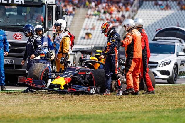 Hockenheim, Germany, 26 07 2019, Formula 1, Formula 1, Germany Grand Prix, Accident of Pierre Gasly FRA 10 , Aston Martin Red Bull Racing, the completely destroyed car at the edge of the track Hockenheim Hockenheim Ring Baden Wuerttemberg Germany eu images 09 506 036672 eu-images-506