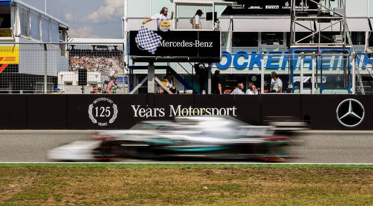27 07 2019, xpsx, Motorsport FIA Formula 1, Mercedes Benz Grand Prix of Germany 2019 3 Free Practice v l Lewis Hamilton Mercedes AMG Petronas Motorsport 44 GBR waved pole position 125 years Mercesdes Motorsports Hockenheim