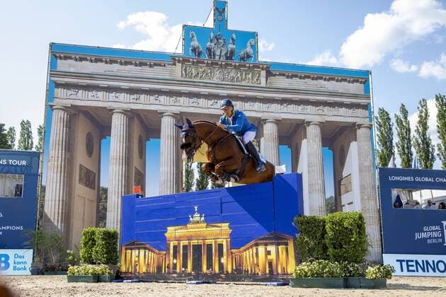 Sport Themen der Woche KW30 Sport Bilder des Tages Berlin - Global Jumping Berlin 2019, AHLMANN, Christian (GER), Take A Chance On Me Z Berlin - Global Jumping Berlin 2019 CSI5* - LONGINES GLOBAL CHAMPIONS TOUR Grand Prix of Berlin presented by TENNOR Wertungsprüfung zur Longines Global Champions Tour 2019 Springprüfung mit Stechen, international 27. Juli 2019 Â© - *** Berlin Global Jumping Berlin 2019, AHLMANN, Christian GER , Take A Chance On Me Z Berlin Global Jumping Berlin 2019 CSI5 LONGINES GLOBAL CHAMPIONS TOUR Grand Prix of Berlin presented by TENNOR Special stage for the Longines Global Champions Tour 2019 Jumping competition with jump-off, international 27 July 2019 Â©