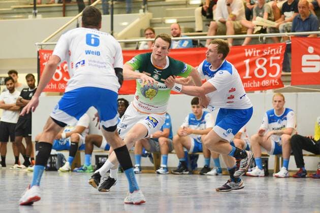 Lenny Rubin HSG Wetzlar 44 vs Tim Roman Weißling TVB 1898 Stuttgart Handball , men , preparation , tournament, Altensteig , S Cup , 27 07 2019, photo TBaur Eibner S Cup TVB 1898 Stuttgart vs HSG Wetzlar Altensteig Copyright: xEIBNER TobiasxBaurx EP_TBR