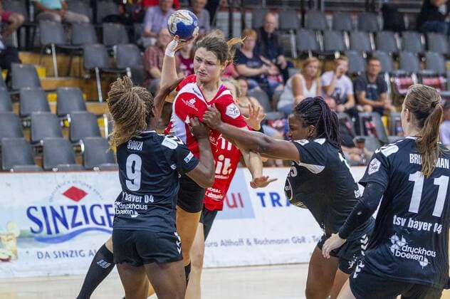 Handball test game TSV Bayer 04 Leverkusen vs Buxtehuder SV 28 23 Impressions of the handball test game TSV Bayer 04 Leverkusen vs Buxtehuder SV 28 23 on 27 7 2019 in Leverkusen, Ostermann Arena, Germany Copyright: xBEAUTIFULxSPORTS RalfxKardesx