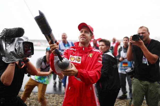 Sebastian Vettel Scuderia Ferrari Mission Winnow shoots T-shirts at the South Tribunes, Mercedes Benz Grand Prix of Germany 2019, Motorsport, Formula 1, 28 07 2019, Mercedes Benz Grand Prix of Germany 2019, Motorsport, Formula 1, 28 07 2019 Hockenheim Copyright: xEIBNER AlexanderxNeisx EP_ANS