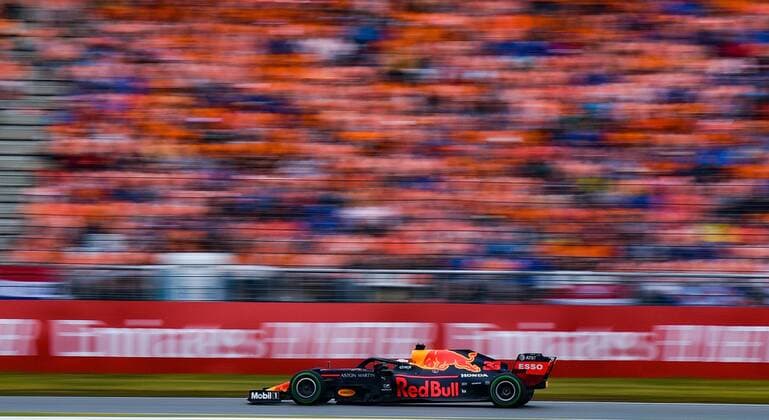 28 07 2019, xpsx, Motorsport FIA Formula 1, Mercedes Benz Grand Prix of Germany 2019 Race v l Max Verstappen Aston Martin Red Bull Racing 33 NED Hockenheim