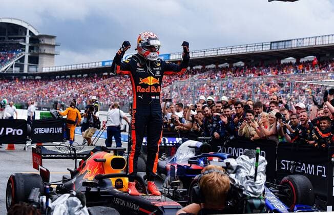 Sport Themen der Woche KW30 Sport Bilder des Tages 28.07.2019, xpsx, Motorsport FIA Formel 1, Mercedes Benz Großer Preis von Deutschland 2019 Rennen v.l. Sieger, Jubel Max Verstappen (Aston Martin Red Bull Racing 33 NED) Hockenheim *** 28 07 2019, xpsx, Motorsport FIA Formula 1, Mercedes Benz Grand Prix of Germany 2019 race v l winner, Jubel Max Verstappen Aston Martin Red Bull Racing 33 NED Hockenheim