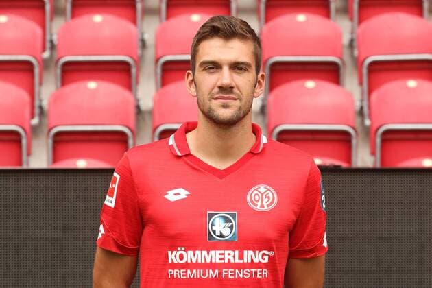 STEFAN BELL 1. FSV MAINZ 05 FUSSBALL, GER, 1.BL, PORTRAETTERMIN 2019 2020, 