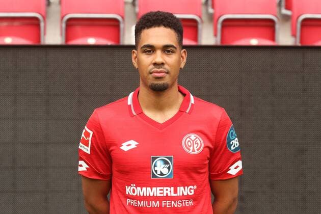 PHILLIPP MWENE 1. FSV MAINZ 05 FUSSBALL, GER, 1.BL, PORTRAETTERMIN 2019 2020, 