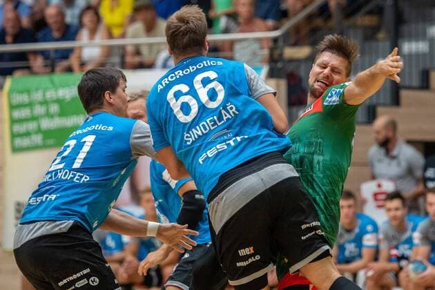 Marko Bezjak SC Magdeburg takes the lead at SC Magdeburg vs. MAT Pilsen at the BWG Handballtag in the Erdgas Sportarena Halle Saale Sachsen Anhalt Germany