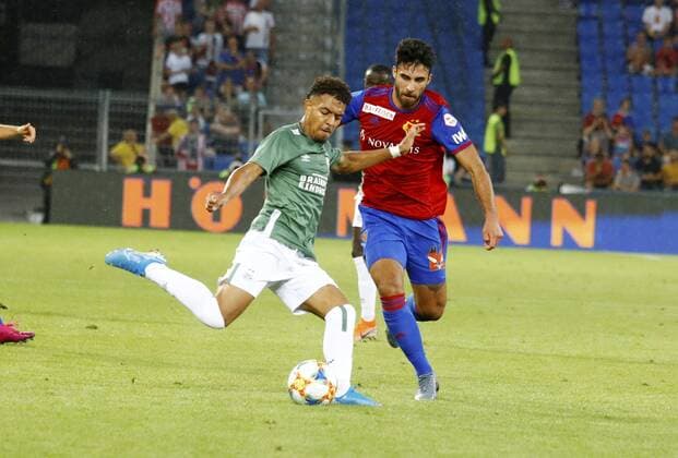 30 07 2019 Basel , Football Men UEFA Champions League Qualification Season 2019 2020 FC Basel PSV Eindhoven Im Bild Eray Coemert FC Basel r vs. Painting Donyell Eindhoven Action Tackle