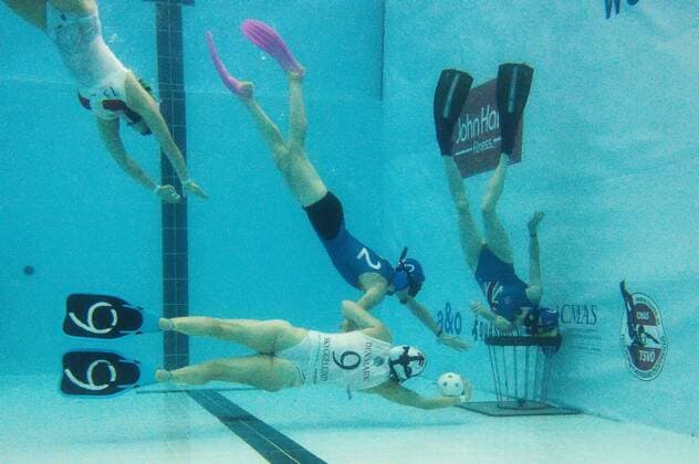 Sport Themen der Woche KW31 Sport Bilder des Tages UW RUGBY - UWR WC Graz 2019 GRAZ,AUSTRIA,31.JUL.19 - UNDERWATER RUGBY - CMAS Underwater Rugby World Championships. Image shows athletes of Great Britain and Denmark. GEPAxpictures xMaticxKlansek