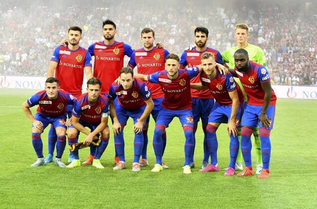 30 07 2019 Basel , Football Men UEFA Champions League Qualification Season 2019 2020 FC Basel PSV Eindhoven In the picture Team FC Basel above from left Albian Ajeti,Omar Alderete,Fabian Frei Eray Coemert,Goalkeeper Jonas Omlin, below v left Taulant Xhaka,Valentin Stocker,Luca Zuffi,Ricky van Wolfswiunkel,Silvan Widmer,Eder Balanta