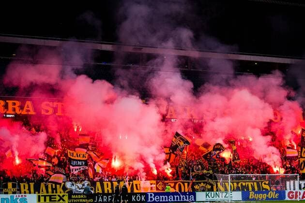 190731 Fans of AIK in the stands with pyrotechnics during the UEFA Champions League qualifying match between AIK and Maribor on July 31, 2019 in Stockholm Photo Jesper Zerman BILDBYRAN Cop 234 Fotboll Football UEFA Champions League 2019 2020 Champions League qualification CL AIK Maribor Publik Fans Supporter läktare,  Copyright: JESPERxZERMAN BB190731JZ011