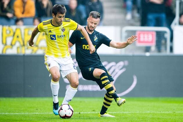 190731 Mitja Viler of Maribor and Robert Lundström of AIK during the UEFA Champions League qualifying match between AIK and Maribor on July 31, 2019 in Stockholm Photo Jesper Zerman BILDBYRAN Cop 234 Fotboll Football UEFA Champions League 2019 2020 Champions League qualification CL AIK Maribor,  Copyright: JESPERxZERMAN BB190731JZ021