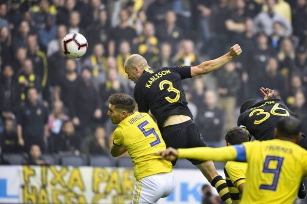 AIK s Per Karlsson nr 3, top scores the opening goal past Maribor s Blaz Vrhovec nr 5 during the UEFA Champions League second qualifying round leg 2 soccer match between AIK and NK Maribor Slovenia at Friends Arena in Stockholm, Sweden, on July 31,2019 Stockholm SWEDEN SOCCER x11880x,  Copyright: xNainaxHelenxJama TTx KVAL CHAMPIONS LEAGUE AIK-MARIBOR