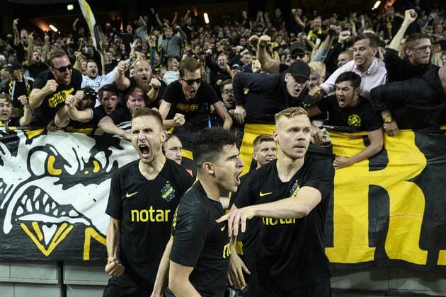 190731 Players of AIK celebrates after Tarik Elyounoussi s 3 1 goal during the UEFA Champions League qualifying match between AIK and Maribor on July 31, 2019 in Stockholm Photo Jesper Zerman BILDBYRAN Cop 234 Fotboll Football UEFA Champions League 2019 2020 Champions League qualification CL AIK Maribor jubel,  Copyright: JESPERxZERMAN BB190731JZ129