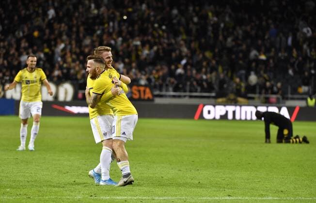 STOCKHOLM 20190731 Maribor players cheer when it is clear that they are moving on after the final signal in Wednesdays qualifying match for the Uefa Champions League, second round, second match between AIK and NK Maribor at Friends Arena Photo Naina Helen Jama TT code 11880 Stockholm Sweden x11880x,  Copyright: xNainaxHelenxJama TTx KVAL CHAMPIONS LEAGUE AIK-MARIBOR
