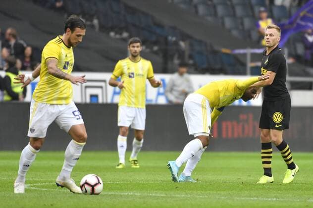 STOCKHOLM 20190731 AIKs Sebastian Larsson th yellow shortly after tackling Marobors Marcos Tavares 2 a h during Wednesdays qualifying match for the Uefa Champions League, second round, second match between AIK and NK Maribor at Friends Arena Photo Naina Helén Jama TT code 11880 Stockholm Sweden x11880x,  Copyright: xNainaxHelénxJama TTx KVAL CHAMPIONS LEAGUE AIK-MARIBOR