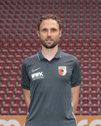 Daniel Müller Reha and athletic coach FC Augsburg 1907 1 BL, portrait date 2019 2020,
