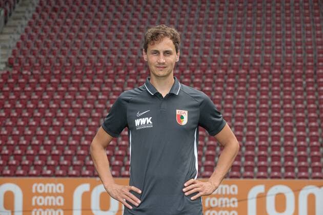 Sönke Ermgassen Reha and athletic coach FC Augsburg 1907 1 BL, portrait date 2019 2020,