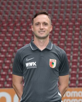 Martin Miller Physiotherapist FC Augsburg 1907 1 BL, portrait date 2019 2020,