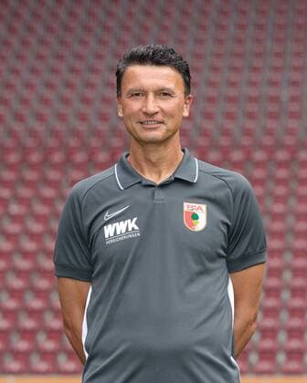 Zdenko Miletic goalkeeper coach FC Augsburg 1907 1 BL, portrait date 2019 2020,