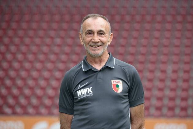Salvatore Belardo Zeugwart FC Augsburg 1907 1 BL, portrait date 2019 2020,