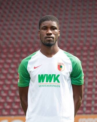 Kevin Danso FC Augsburg 1907 1 BL, portrait date 2019 2020,