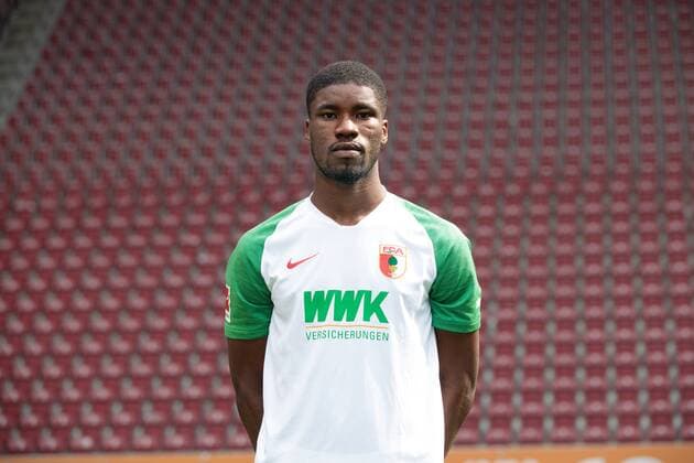 Kevin Danso FC Augsburg 1907 1 BL, portrait date 2019 2020,