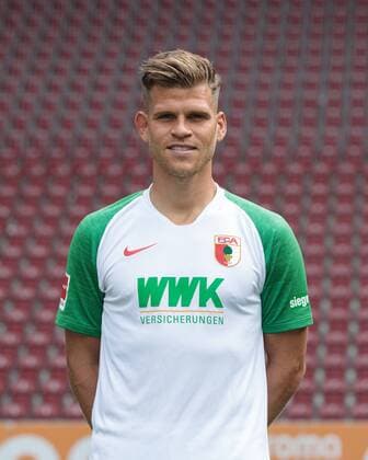 Florian Niederlechner FC Augsburg 1907 1 BL, portrait date 2019 2020,