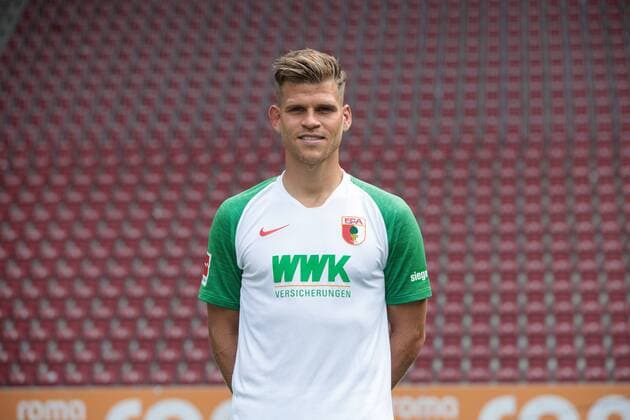 Florian Niederlechner FC Augsburg 1907 1 BL, portrait date 2019 2020,