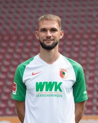 Simon Asta FC Augsburg 1907 1 BL, portrait date 2019 2020,