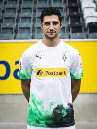 Mönchengladbach, 01 08 2019 Lars Stindl BMG Portrait date 2019 2020 Borussia Mönchengladbach