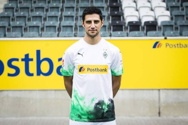 Mönchengladbach, 01 08 2019 Lars Stindl BMG Portrait date 2019 2020 Borussia Mönchengladbach