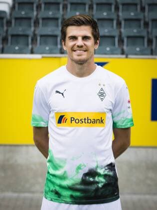 Mönchengladbach, 01 08 2019 Jonas Hofmann BMG Portrait date 2019 2020 Borussia Mönchengladbach