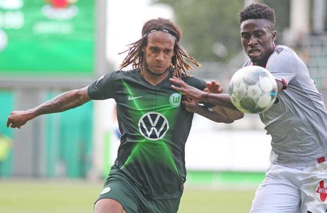 VfL vs. Nice football, 2019 season 2020, Bundesliga, VfL Wolfsburg, friendly match, VfL Wolfsburg vs. OGC Nice, picture shows Kevin Mbabu VfL, 19 Wolfsburg