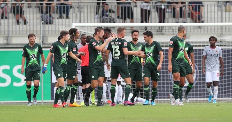 Goal celebration Yannick Gerhardt VfL Wolfsburg DFL REGULATIONS PROHIBIT ANY USE OF PHOTOGRAPHS AS IMAGE SEQUENCES AND OR QUASI VIDEO